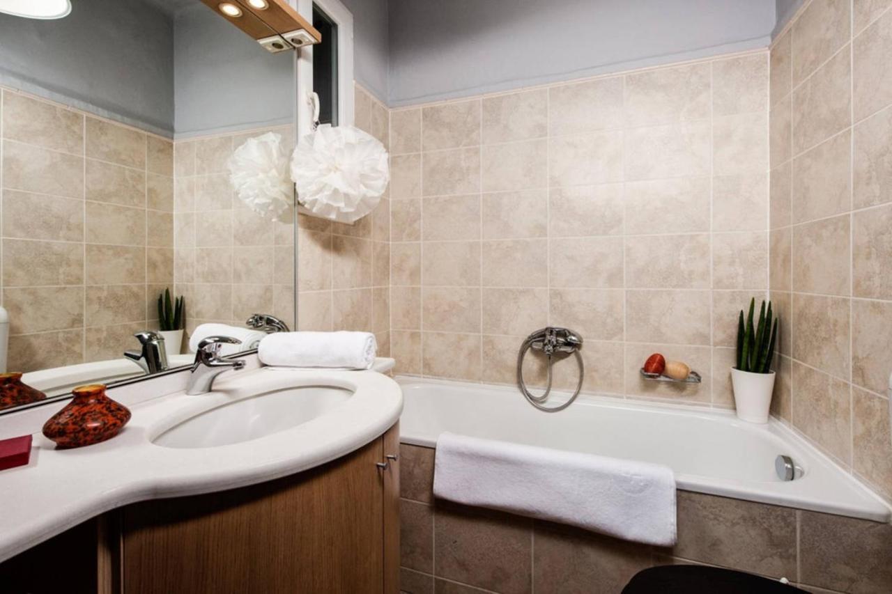 Europe Heart Apartment For 9 บูดาเปสต์ ภายนอก รูปภาพ